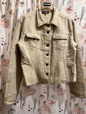 Hunter Beige/Tan Button-Front Jean Jacket